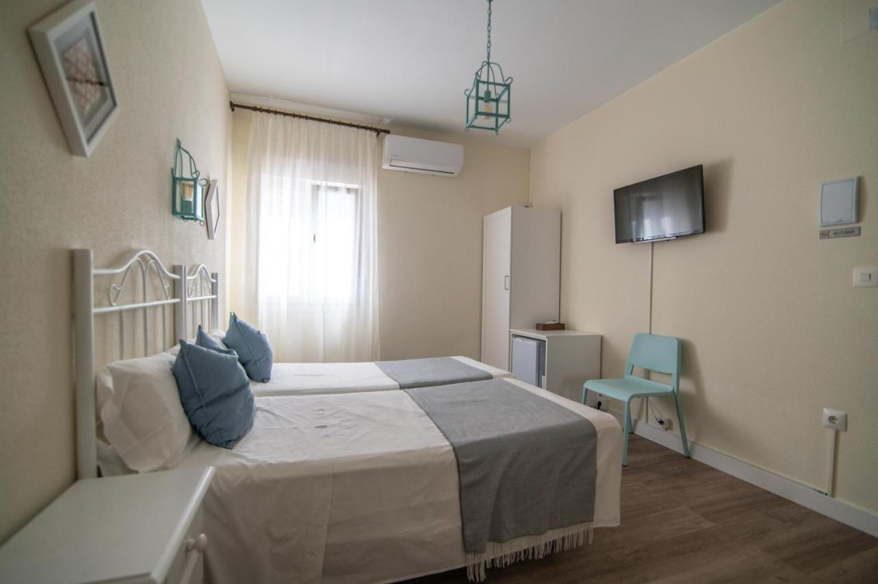 Hostal Andalucia Chipiona Exteriér fotografie